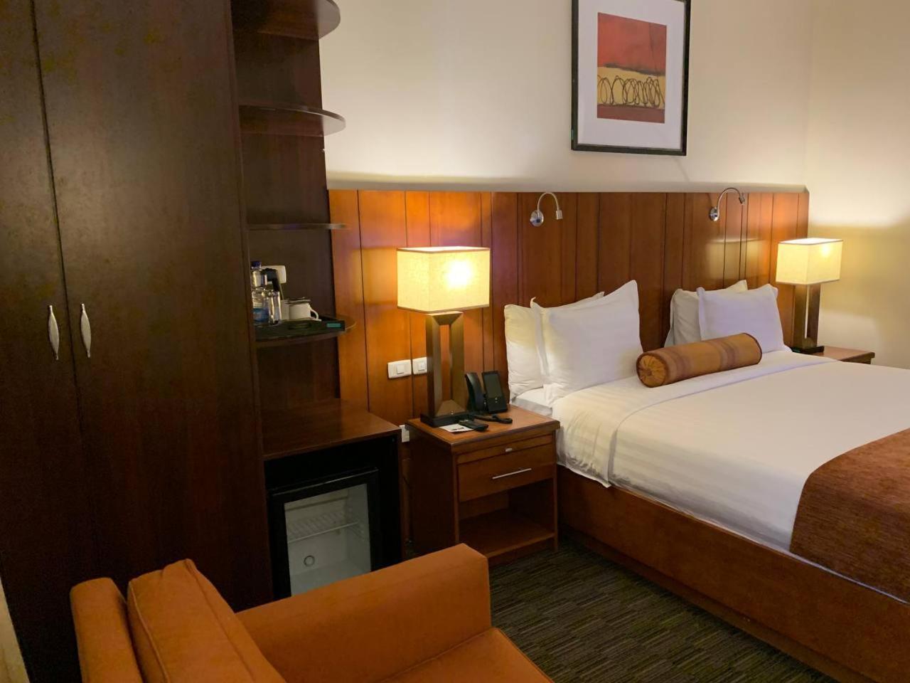 The Hub Hotel Addis Ababa Ngoại thất bức ảnh