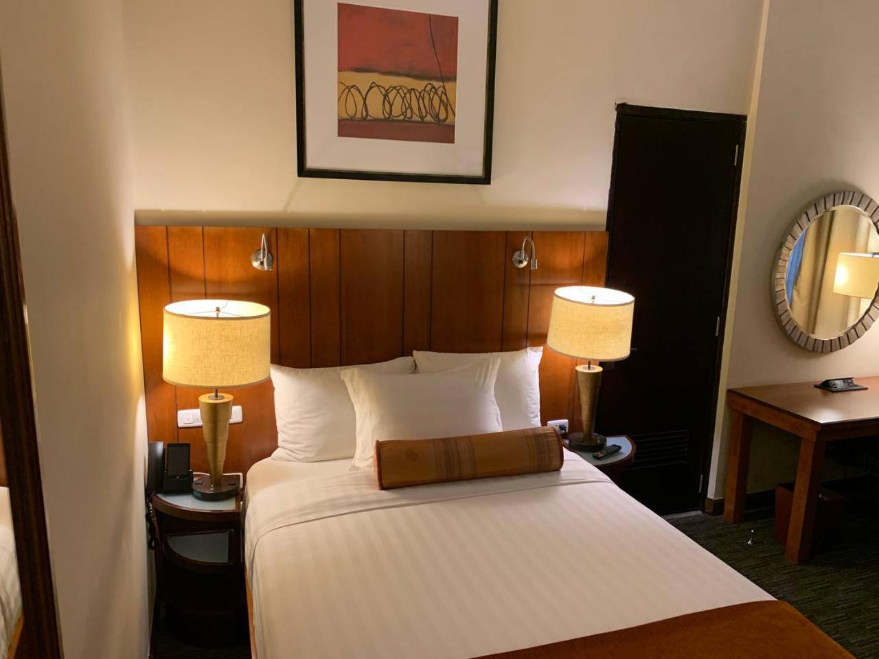 The Hub Hotel Addis Ababa Ngoại thất bức ảnh