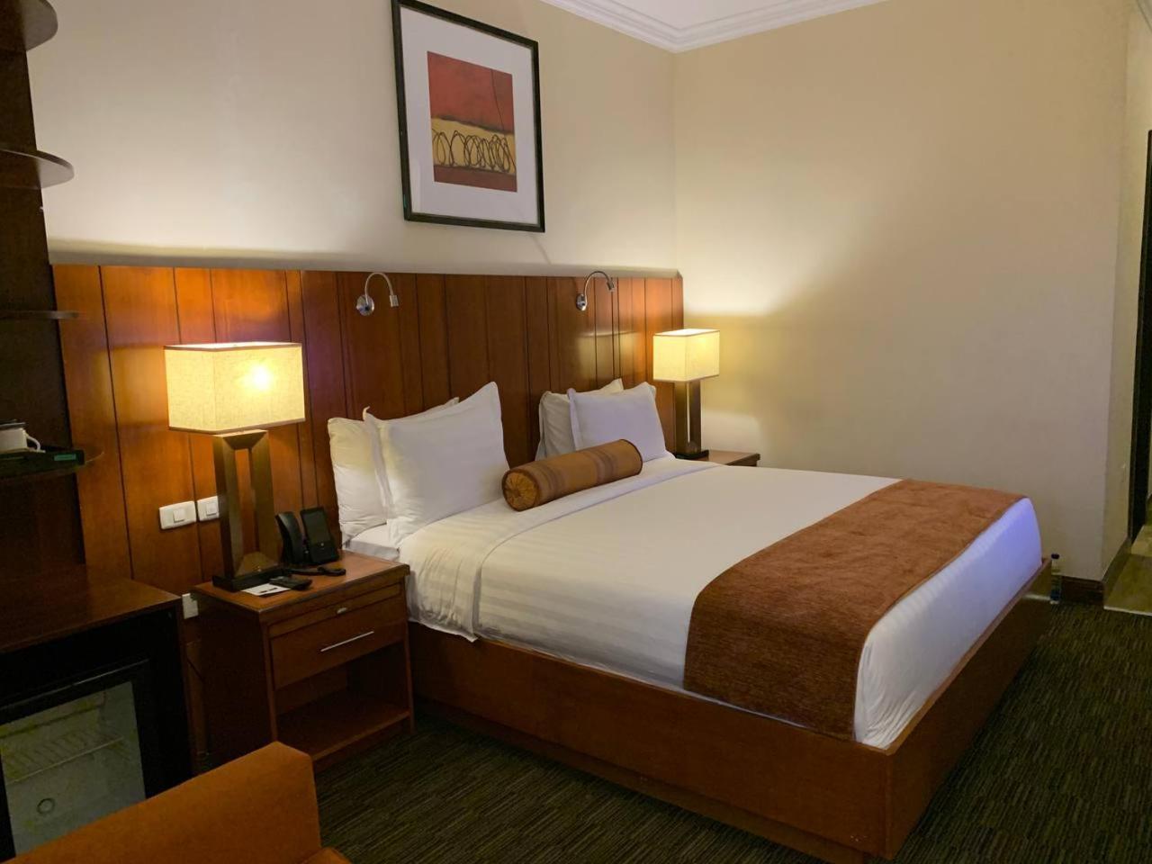 The Hub Hotel Addis Ababa Ngoại thất bức ảnh