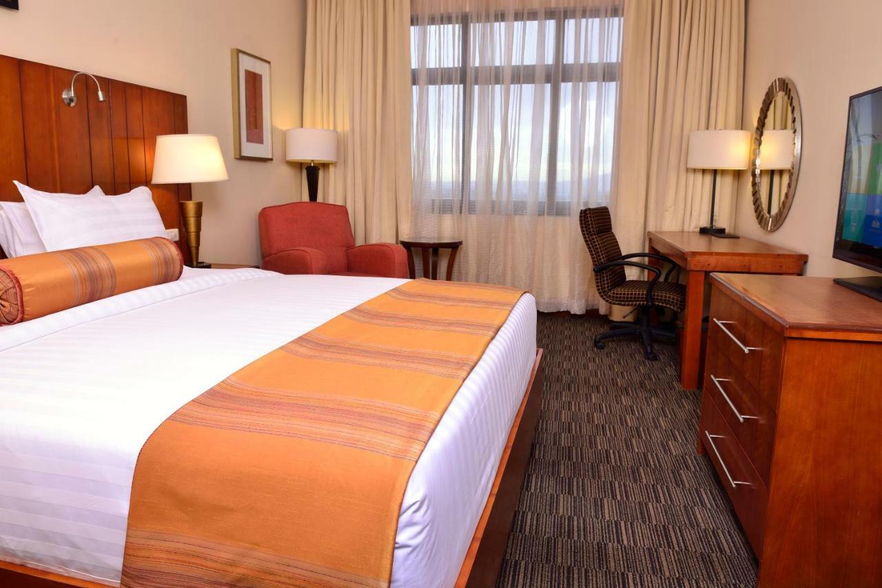 The Hub Hotel Addis Ababa Ngoại thất bức ảnh
